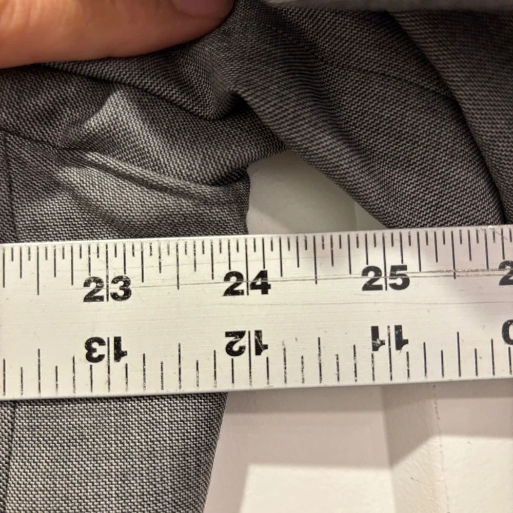 Joseph Abboud Mens Gray Tollegno 1900 Super 120s Wool 2 Piece Suit 46L 1402/4